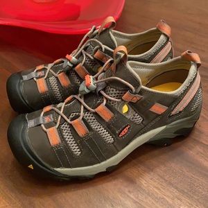 Keen Atlanta Cool Soft Toe ESD.